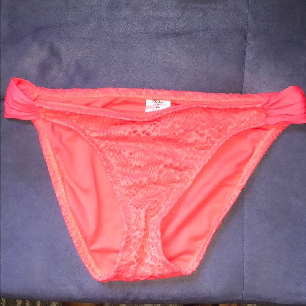 Cute swim bottoms